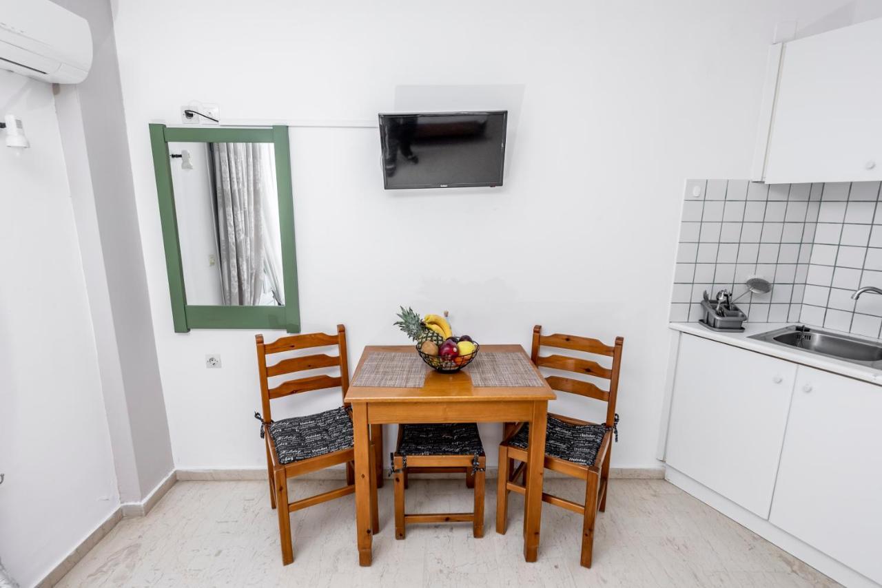 خيرسونِسوس Helen Suites المظهر الخارجي الصورة